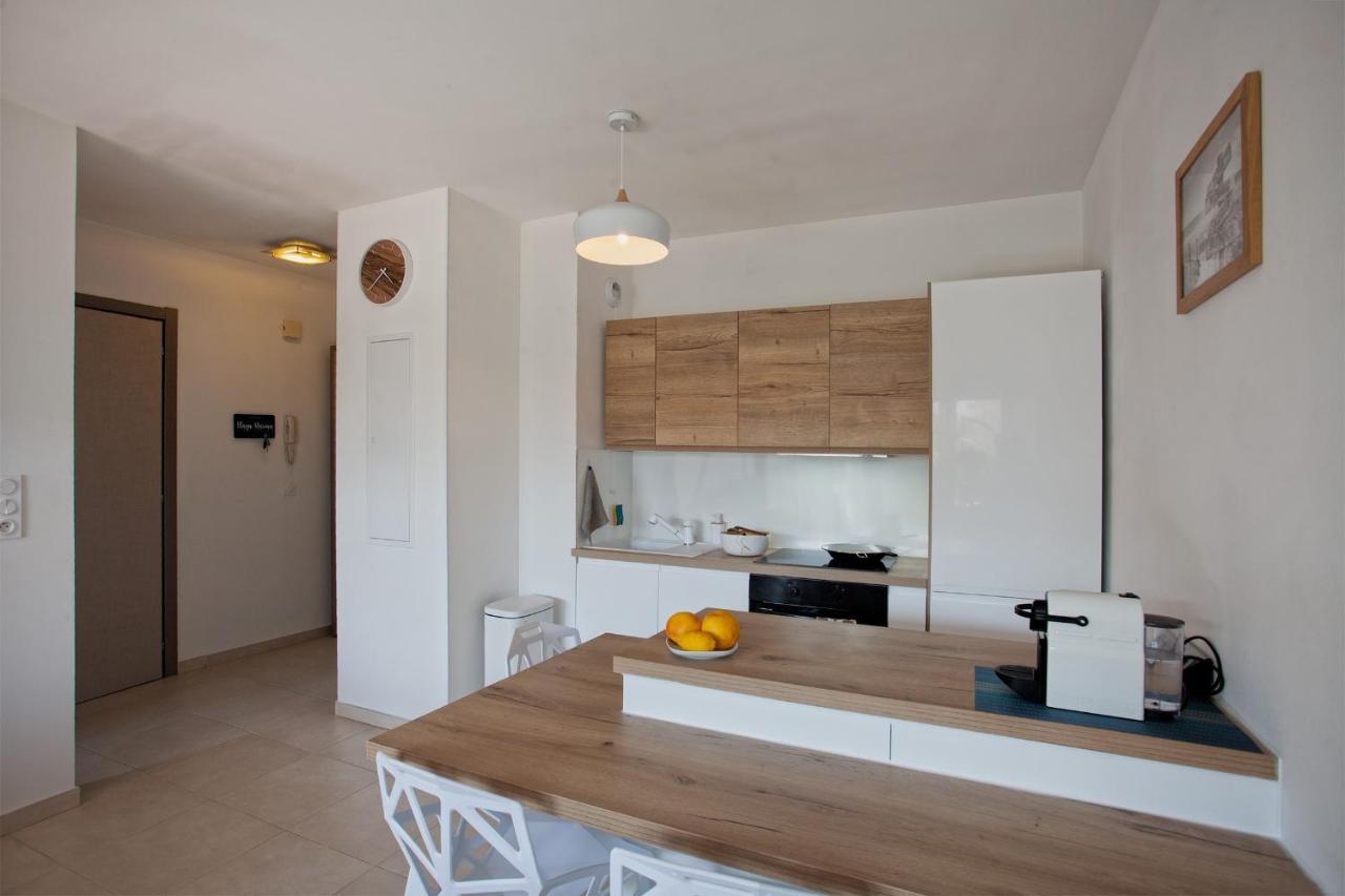 Playa Marina Apartment บาสเตีย ภายนอก รูปภาพ
